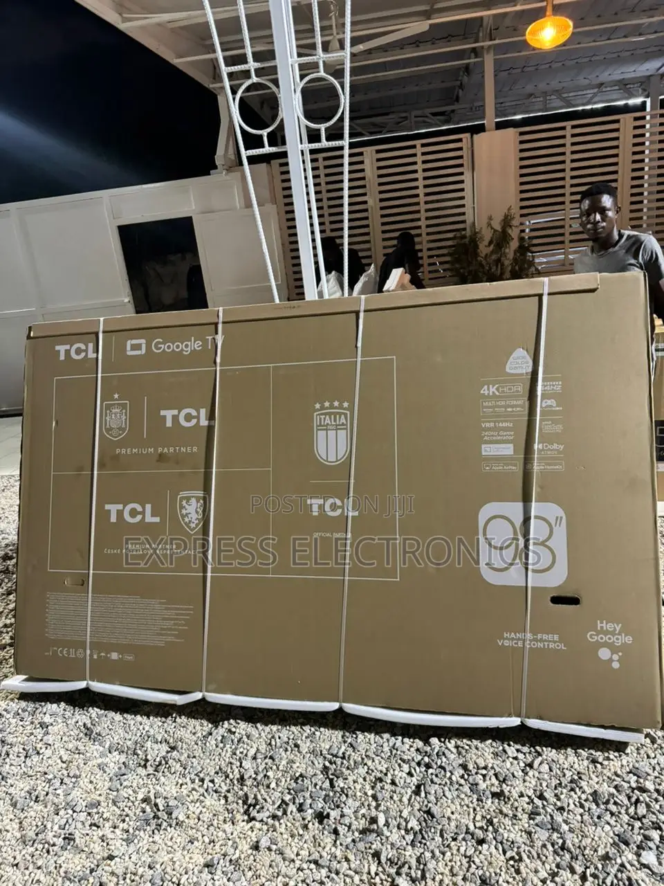 Clear Display UHD Smart TCL 98”P745