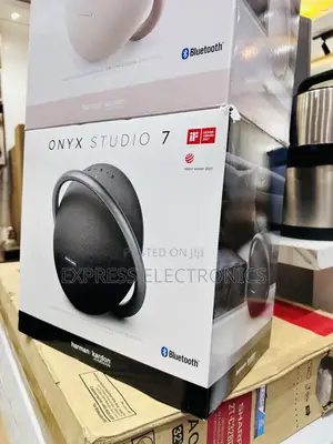 Neatly Sealed in Box Onyx 7 Bluetooth Speaker