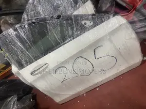 Mercedes Benz C300 W205 Front Right Door Available
