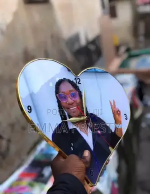 Apple Picture Frame For You And Love Ones