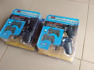 Brand New USB Twin Wireless Game Controller Pad