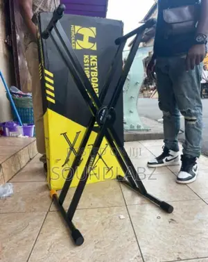 Hercules Keyboard Stand (Stand)