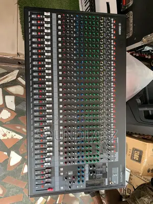 Yamaha Mgp32x 32 Channel 4 Bus Mixing Console