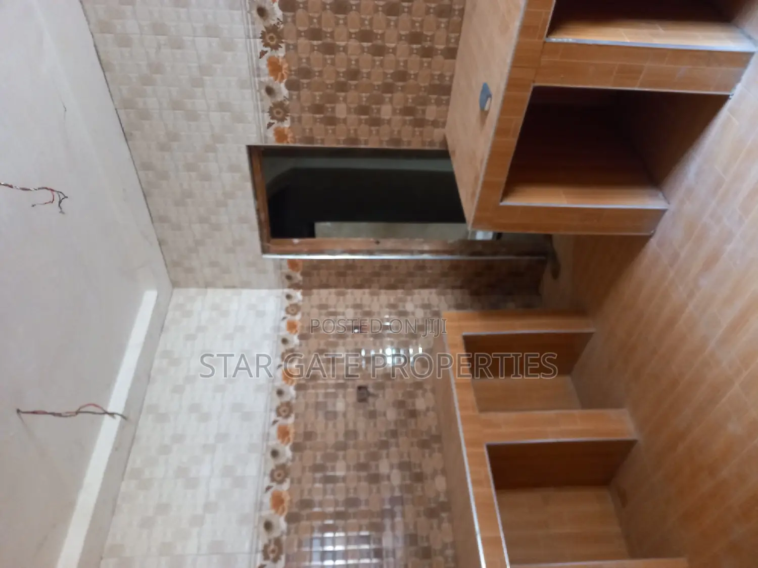 5bdrm House in Abuakwa Manhyia, Kumasi Metropolitan for sale