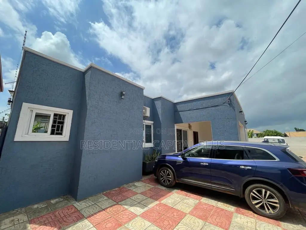 4bdrm House in Community 18, Spintex for sale