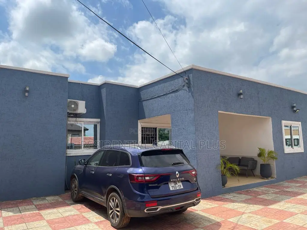 4bdrm House in Community 18, Spintex for sale