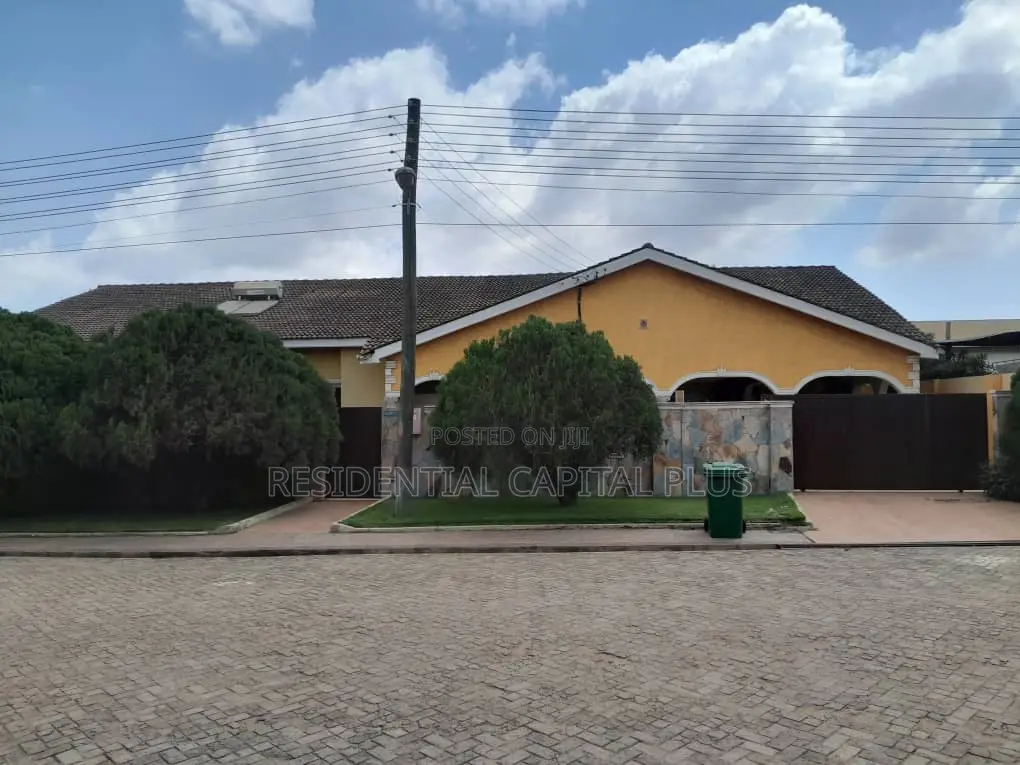 Furnished 4bdrm House in Emefs Hill View, Tema Metropolitan for sale