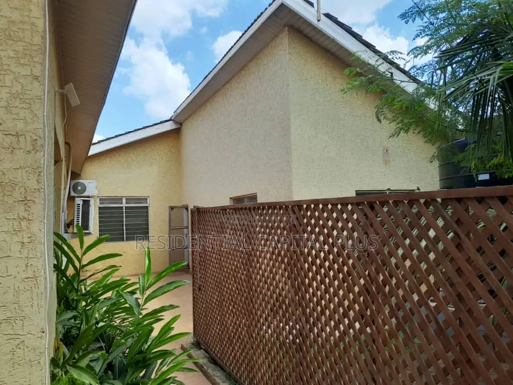 Furnished 4bdrm House in Emefs Hill View, Tema Metropolitan for sale