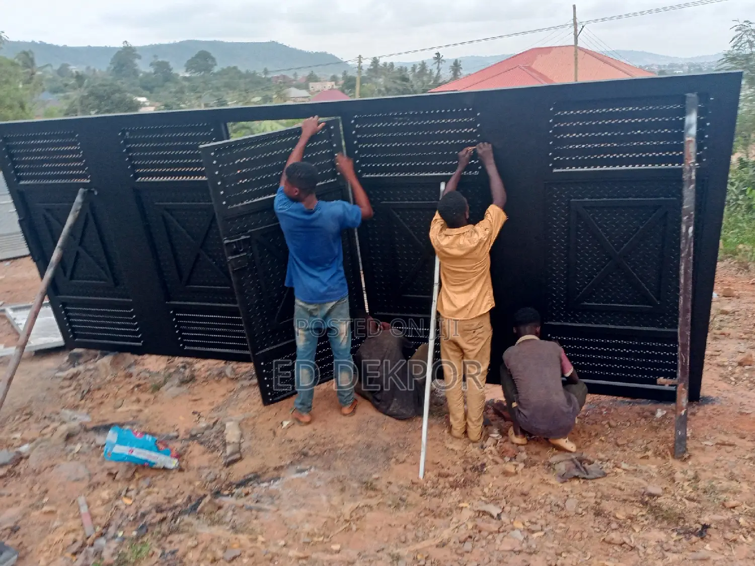 C H a Metal Sliding Gate