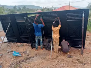 C H a Metal Sliding Gate