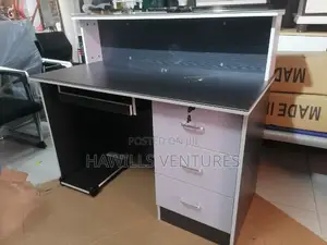 Receiption Front Desk
