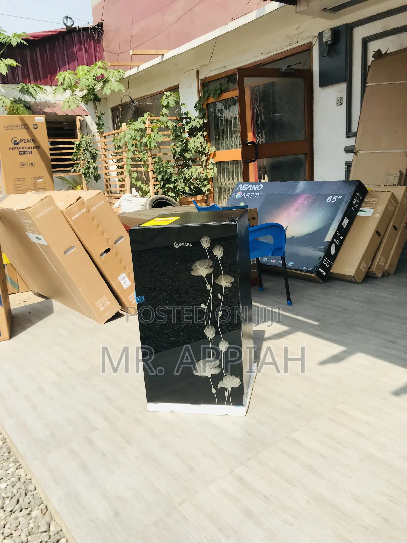 Shop Pearl Single Door Table Top Electric Fridge(Mirror)