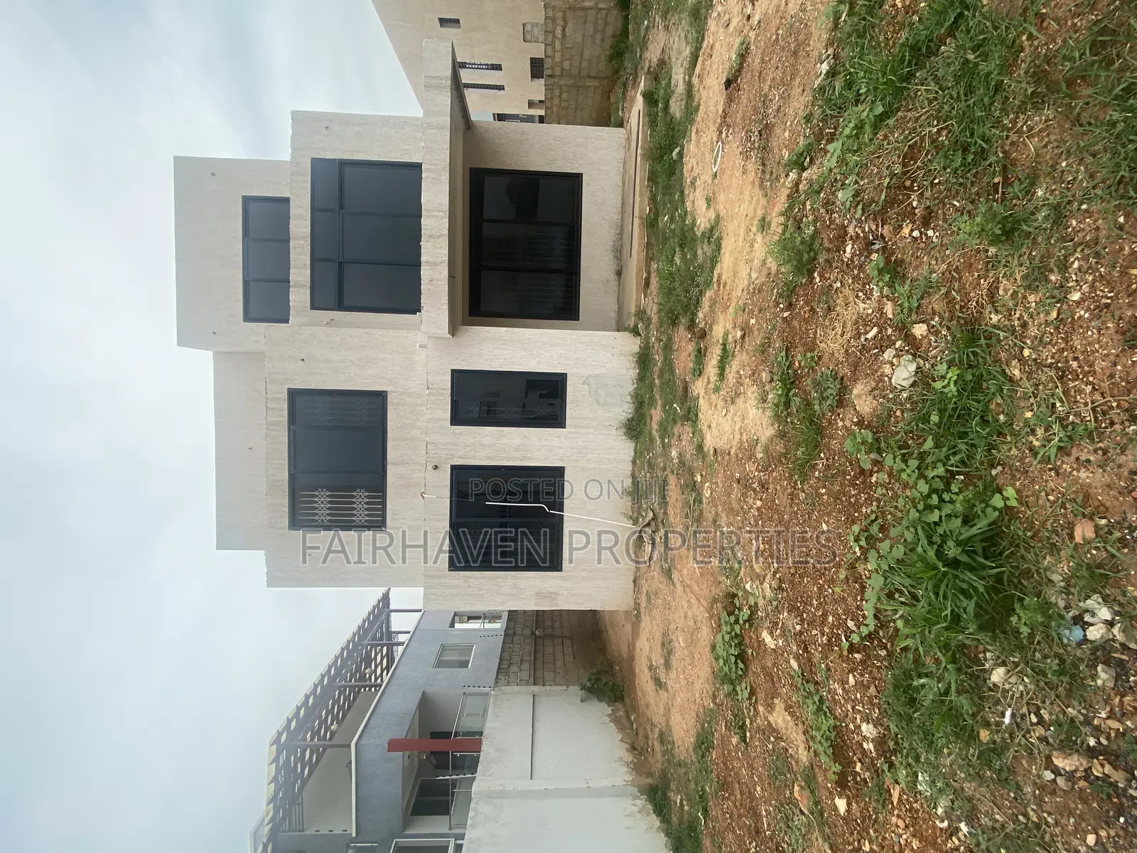 4bdrm House in Tseaddo, Airport Residential Area for sale