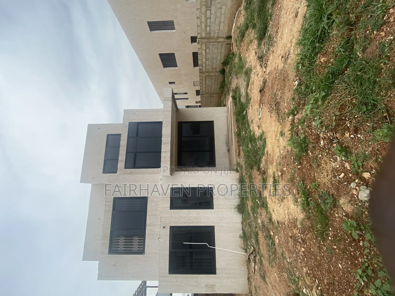4bdrm House in Tseaddo, Airport Residential Area for sale