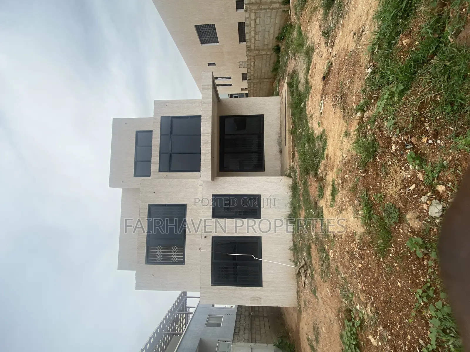 4bdrm House in Tseaddo, Airport Residential Area for sale