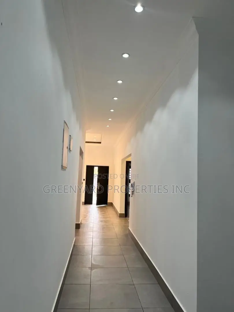 3bdrm House in Lakeside for sale