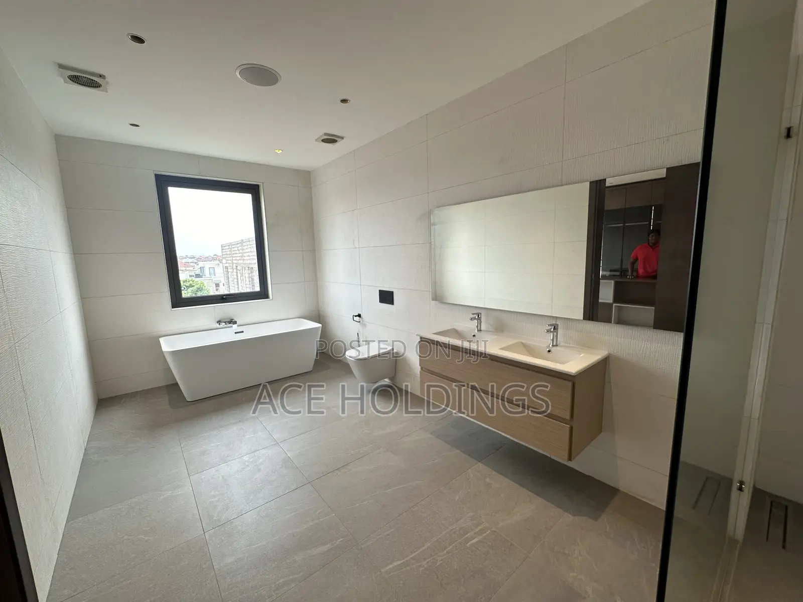 5bdrm Mansion in Trasacco, East Legon for sale