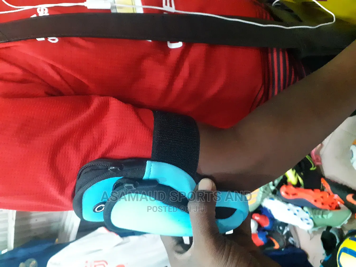 Original Fone Holder For Jogging At Cool Price