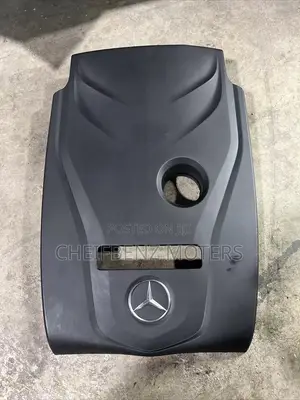 Mercedes Benz C300 E300 W205 W213engine Cover Shield Panel
