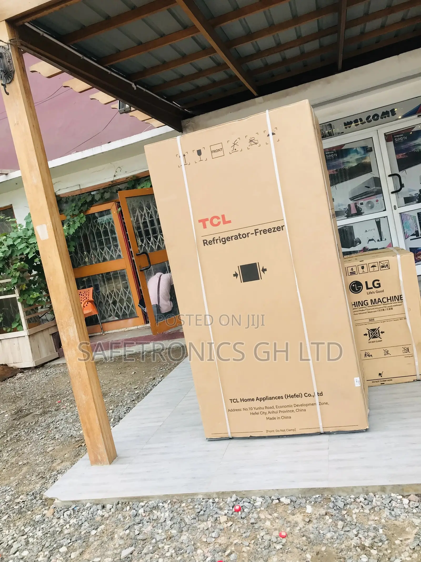TCL P460CD Gray Reliable Electric 4 French Doors Fridge