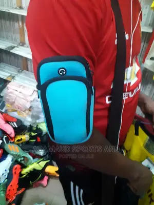 Original Fone Holder For Jogging At Cool Price