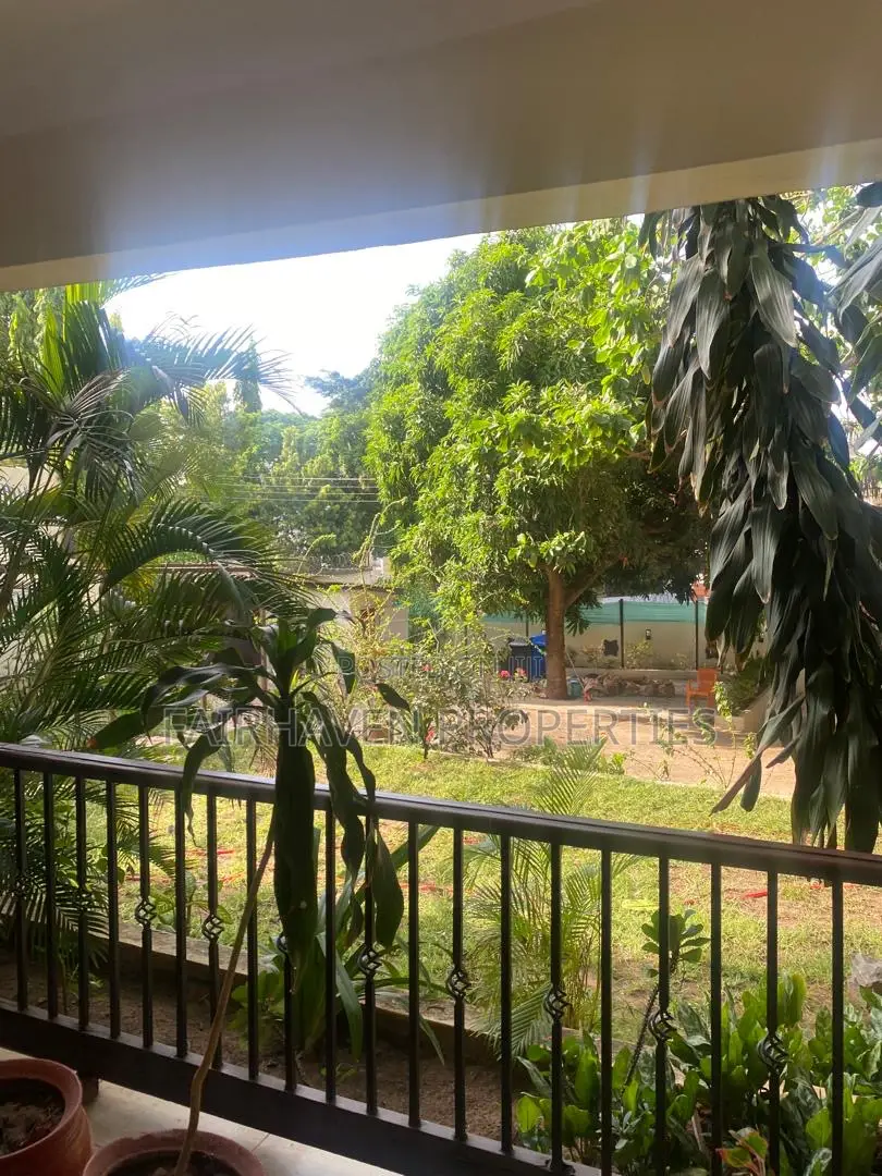 6bdrm House in Cantonment, Cantonments for rent