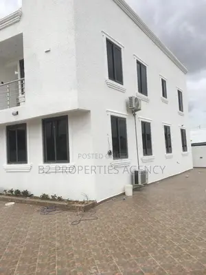 Furnished 4bdrm Mansion in B2Properties Agency, Kumasi Metropolitan