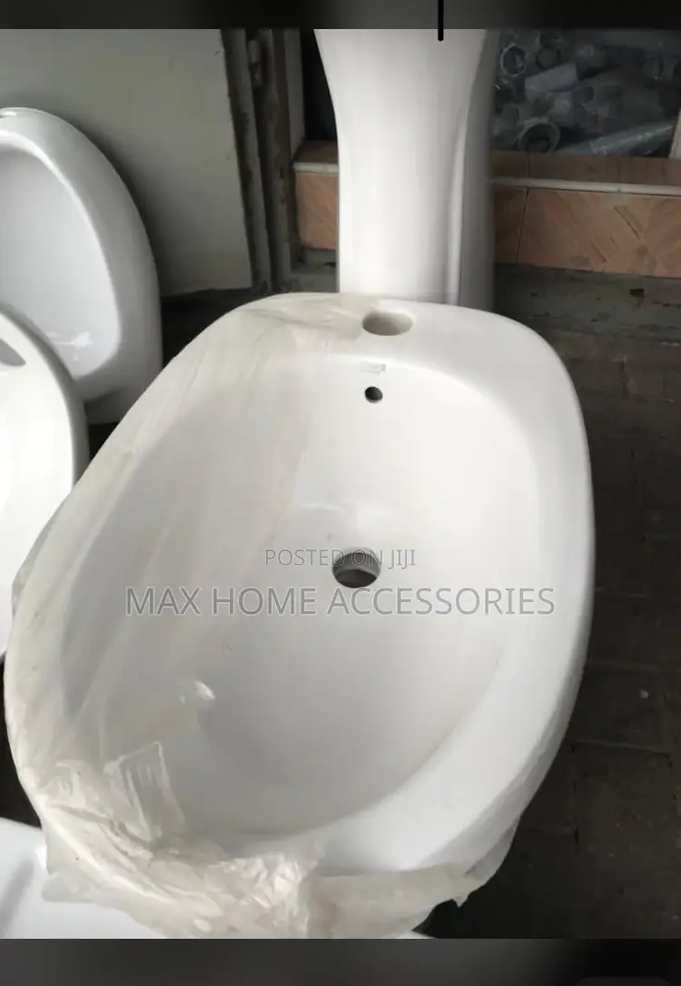 Beddet Water Closet