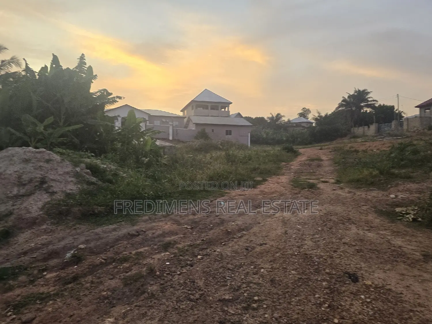 A Plot in Town at Atimatim-Essen for Sale.