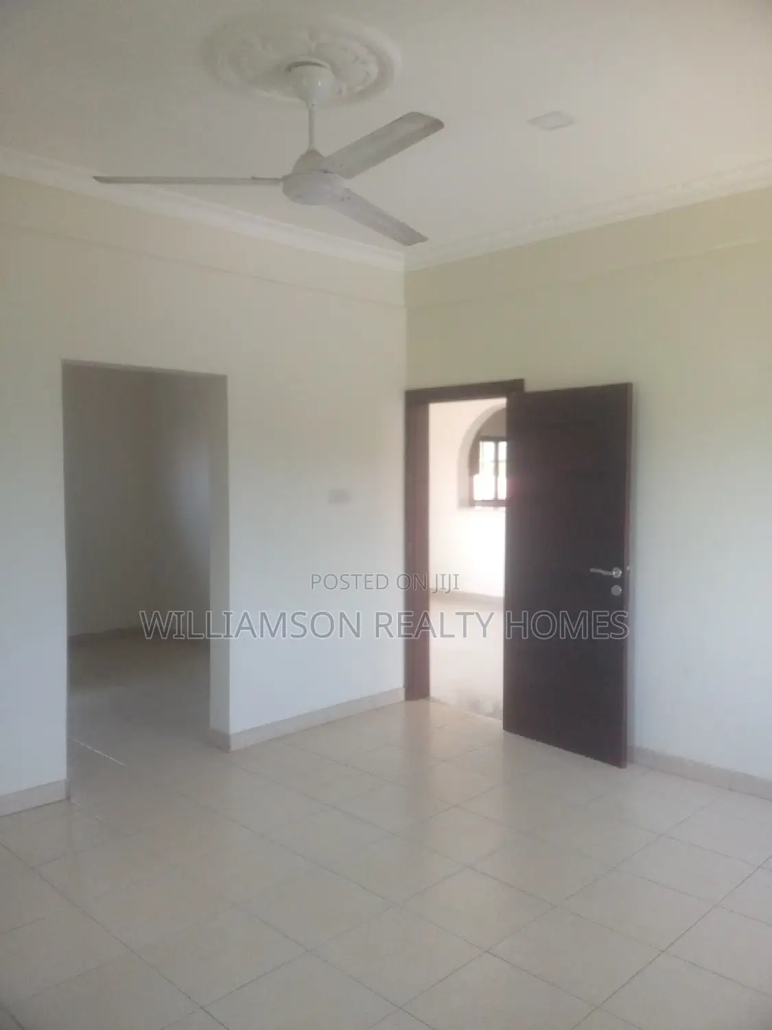 3bdrm Apartment in Community 20 Estate, Spintex for rent