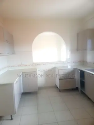 3bdrm Apartment in Community 20 Estate, Spintex for rent