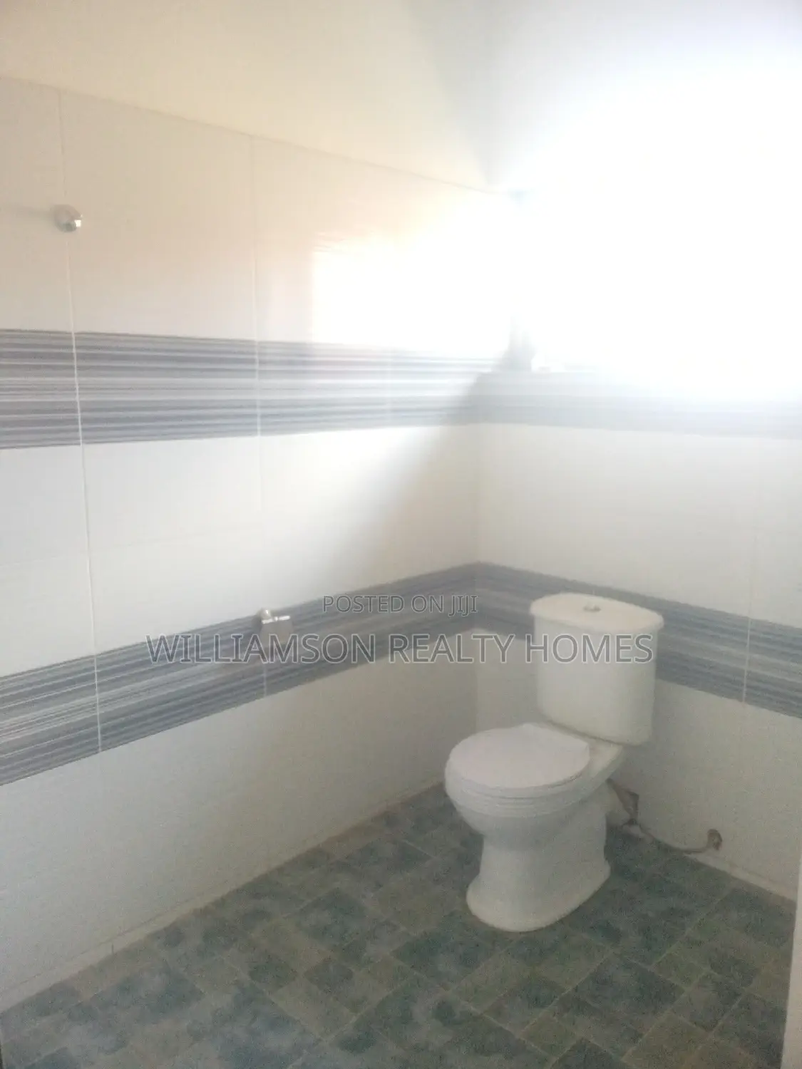 3bdrm Apartment in Community 20 Estate, Spintex for rent