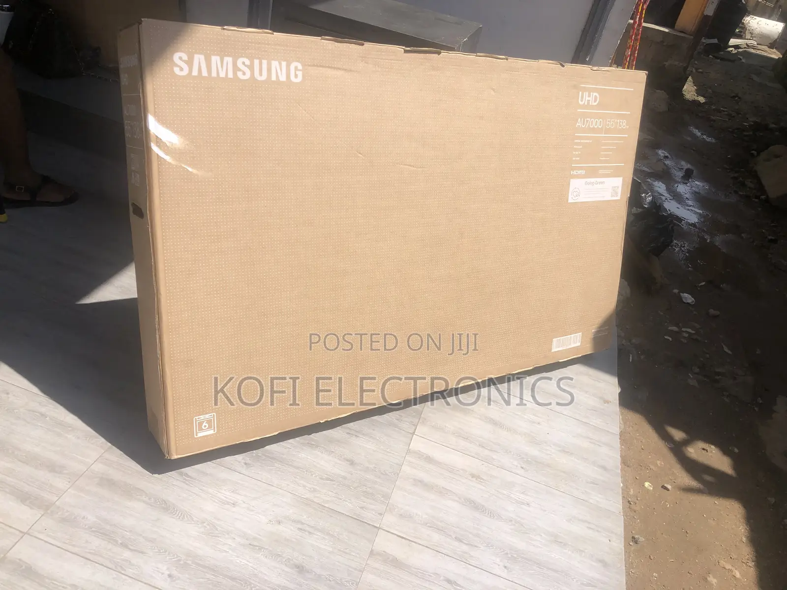 Stunning 55AU7172 Samsung 55 UHD Crystal Apple Airplay