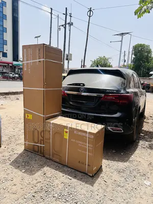 Powerful Dynamic Floor Standing AC 2.5hp TCL Inverter