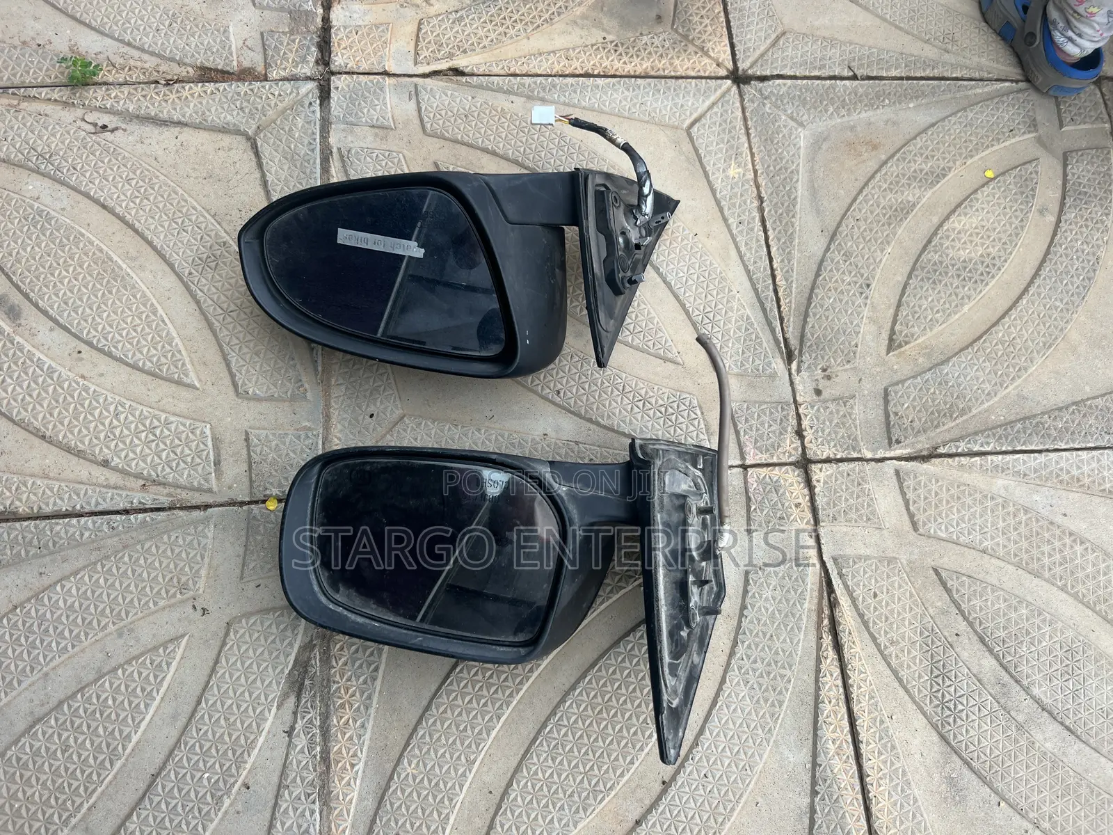 2010 Toyota Corolla Side Mirror