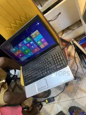 New Laptop HP Compaq Presario CQ62 4GB Intel Core 2 Duo HDD+SSD 160GB