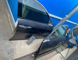 Honda Civic 2018 Door