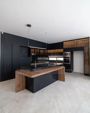 Kitchen Cabinet(Windsor)