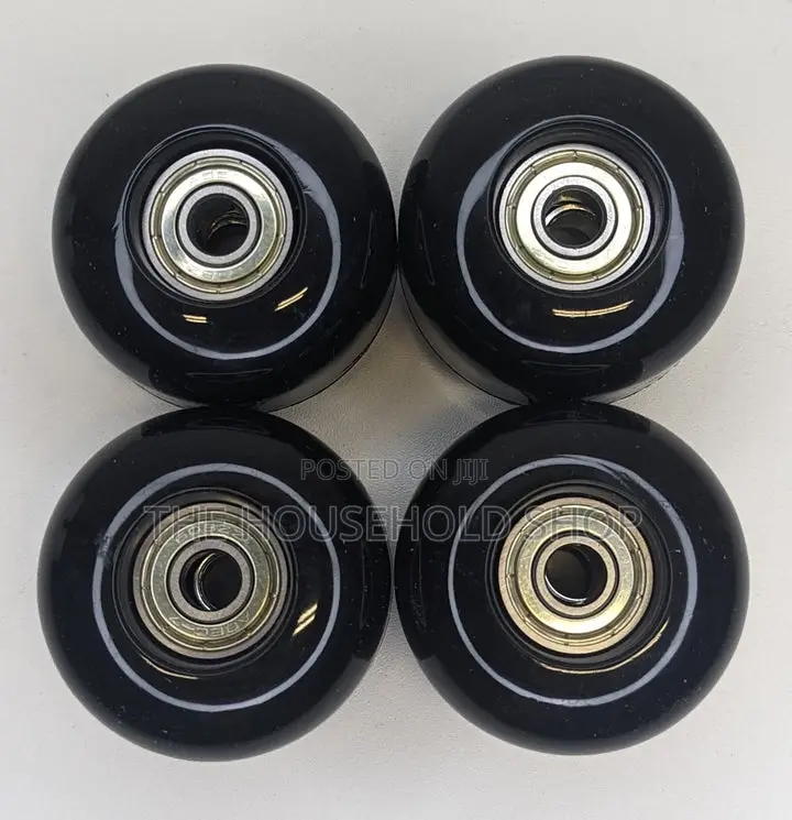 Skateboard Wheels With Free Bearings
