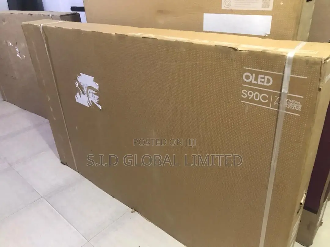 SAMSUNG 77” OLED S90C Quantum HDR Alexa Built-in Airplay