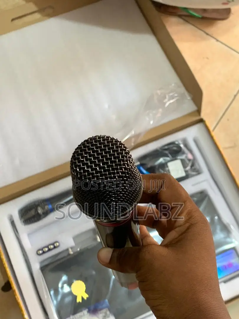 Shure UGX9III 2-in-1 Wireless Professional Microphone