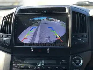Toyota Land Cruiser GXR 2008-2015 Android Player