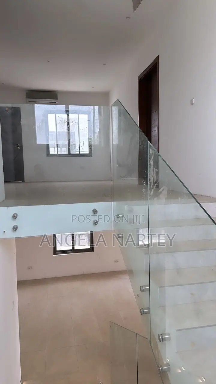 4bdrm House in Tse Addo, Accra Metropolitan for sale