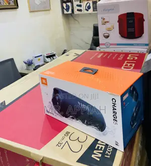 Energy Sufficient JBL Charge 5 Speaker +Built-in Powerbank
