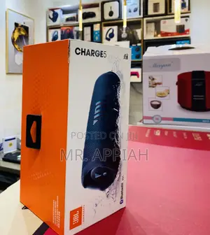 Energy Efficient JBL Charge 5 Speaker + Built-in Powerbank.