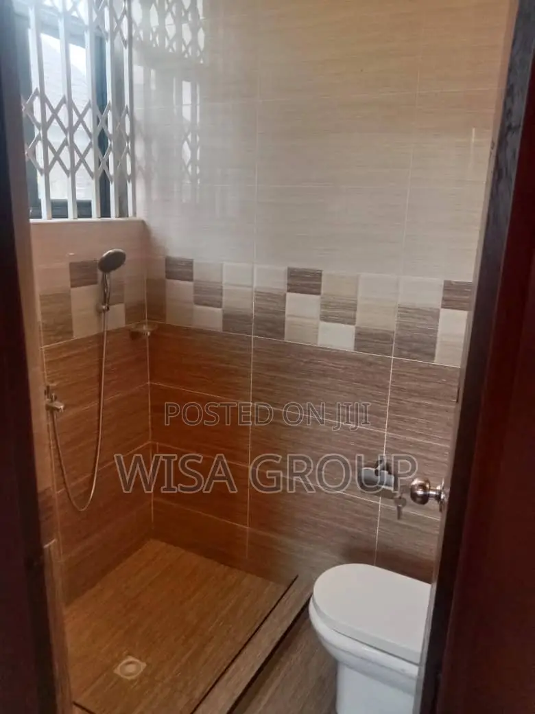 3bdrm House in Wisa Groups Wisa, Accra Metropolitan for sale