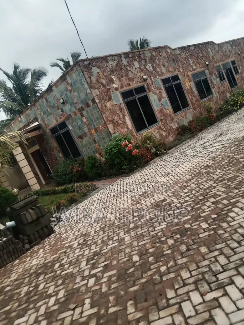 3bdrm House in Wisa Groups Wisa, Accra Metropolitan for sale