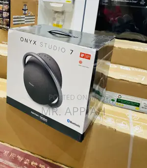 Quality Harman Kardon Onyx 7 Speaker + 8 Hours Play Time