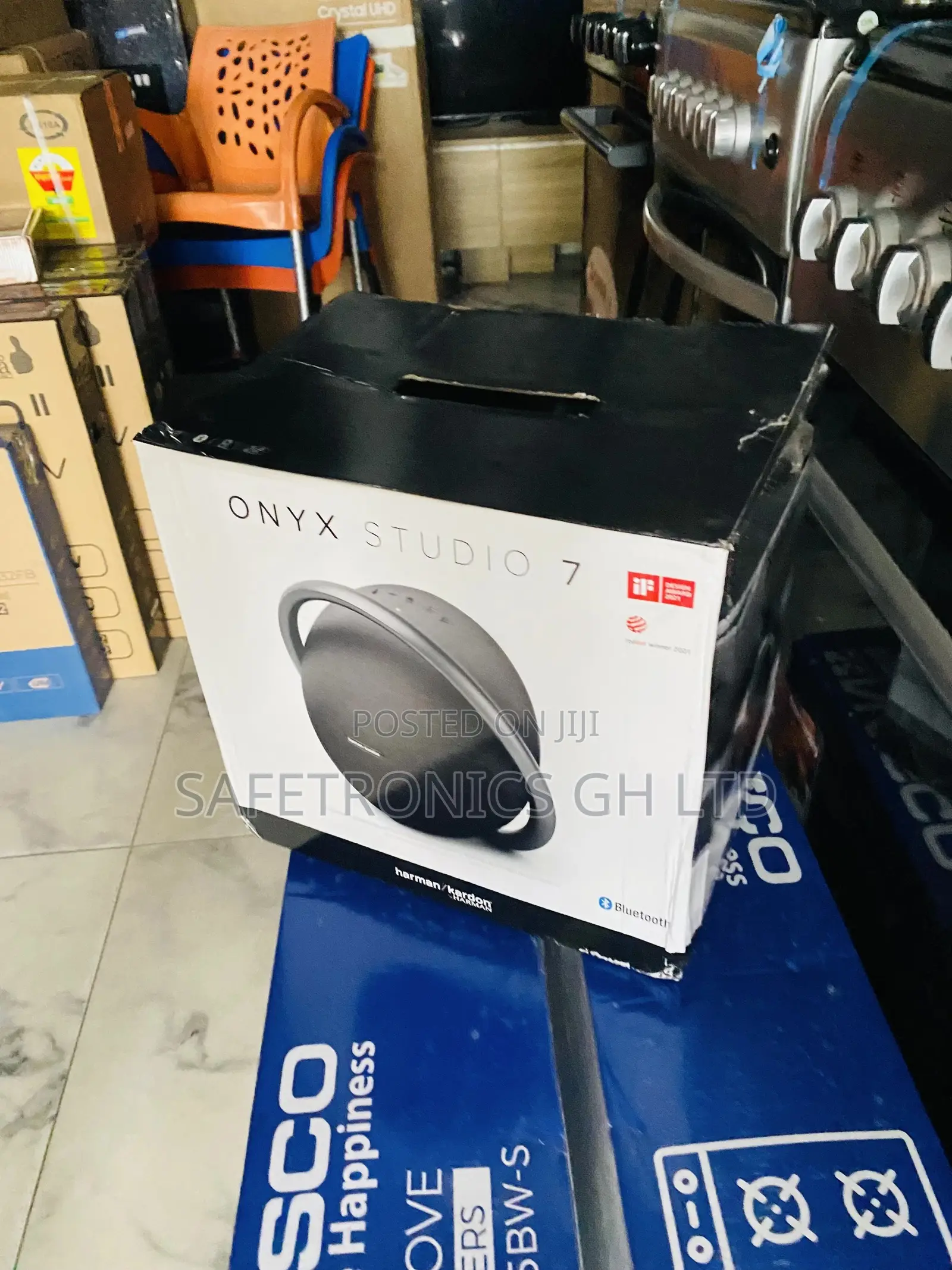 Onyx Studio 7 Wireless Electric Harman Kardon Speaker