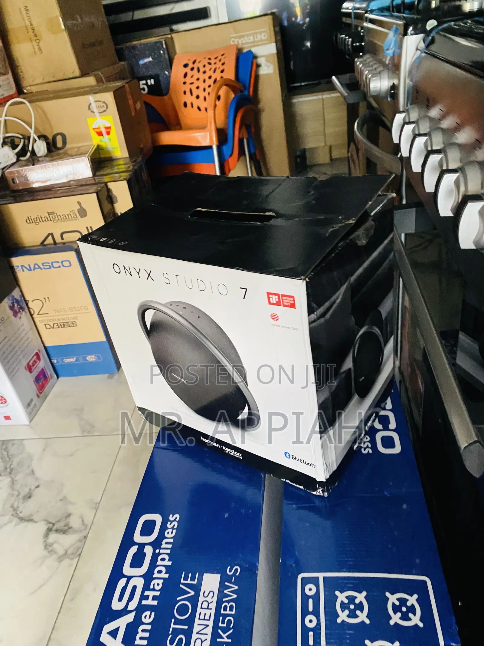 Durable Onyx 7 Portable Bluetooth Electric Speaker.